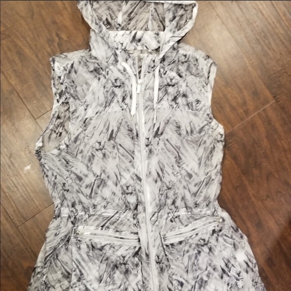 athleta running vest